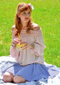 Sommer-Outift mit Rock